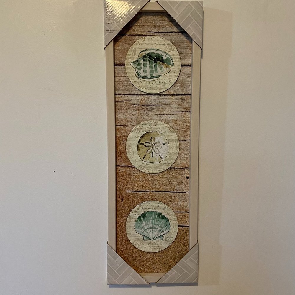 Beachy Shell Wall Hanging
